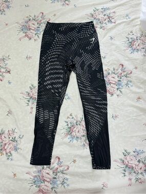 Gymshark High Waisted Printed Leggings Gray Black Size S